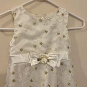 Fancy White dress 6x Girls